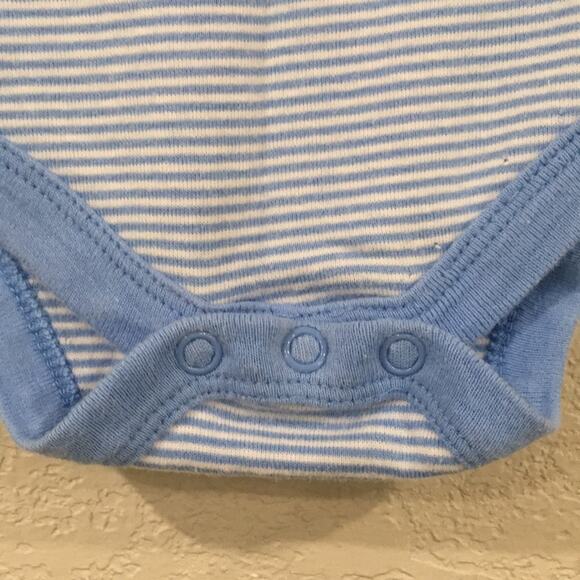 Faded Glory Baby Boy 6-9M ORGANIC Striped Bodysuit 100% Cotton Minimalist Unisex - Picture 2 of 7